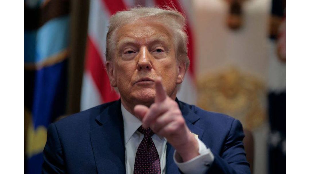 Featured image:  Ìjọba Trump bẹ̀rẹ̀ ìkọ̀lù ìmúlò àìlékọ́ ní Chicago.