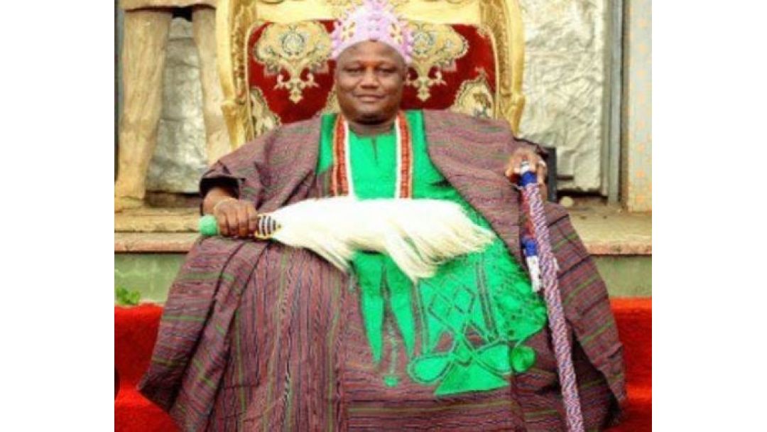 Sarakunan Osun Yayin da Ataoja da Oluwo ke Gasa Kan Girma