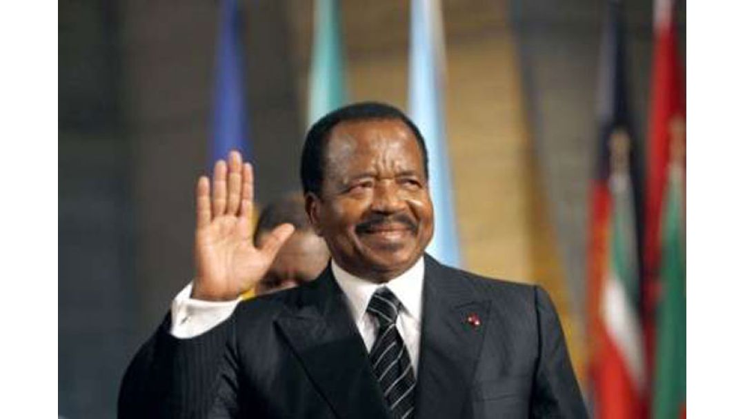 Paul Biya ti orílẹ̀-èdè Cameroon ń dojú kọ́ ìpè àtọkànwá tí kò tíì ṣẹlẹ̀ rí láti fi ipò sílẹ̀ bí ó ti ń wá àkókò ìdíje gómìnà rẹ̀ kẹjọ.
