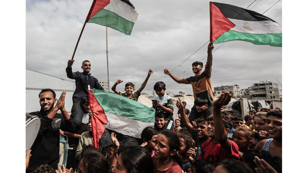 Palestinians Return to Gaza’s North as Israel Confirms Ceasefire Under Trump-Brokered Deal