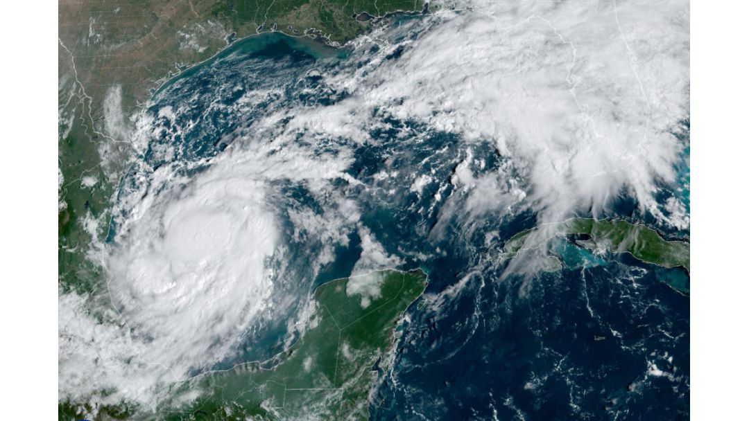 Ẹ̀nìyàn Mẹ́ta Ti Ṣe Kú Nígbà Tí Gúgúrú-afẹ́fẹ́ Melissa Dé Ìpele Kejìlélọ́gọ́rin (Category 5) Nítòsí Jamaica, Tó sì Ṣetan Láti Di Gúgúrú-afẹ́fẹ́ Tó Lágbára Jùlọ Ní Táríhì Orílẹ̀-èdè náà