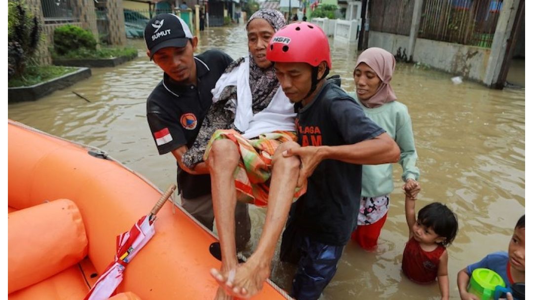 Puku Ndị mmadụ Nwere Ọnwụ, Puku Ndị ọzọ Anaghị Ahụ Ha Ka Iri Mmiri Ukpụkpụ Siri Ike Kpochapụda Ụsọsọ Asia