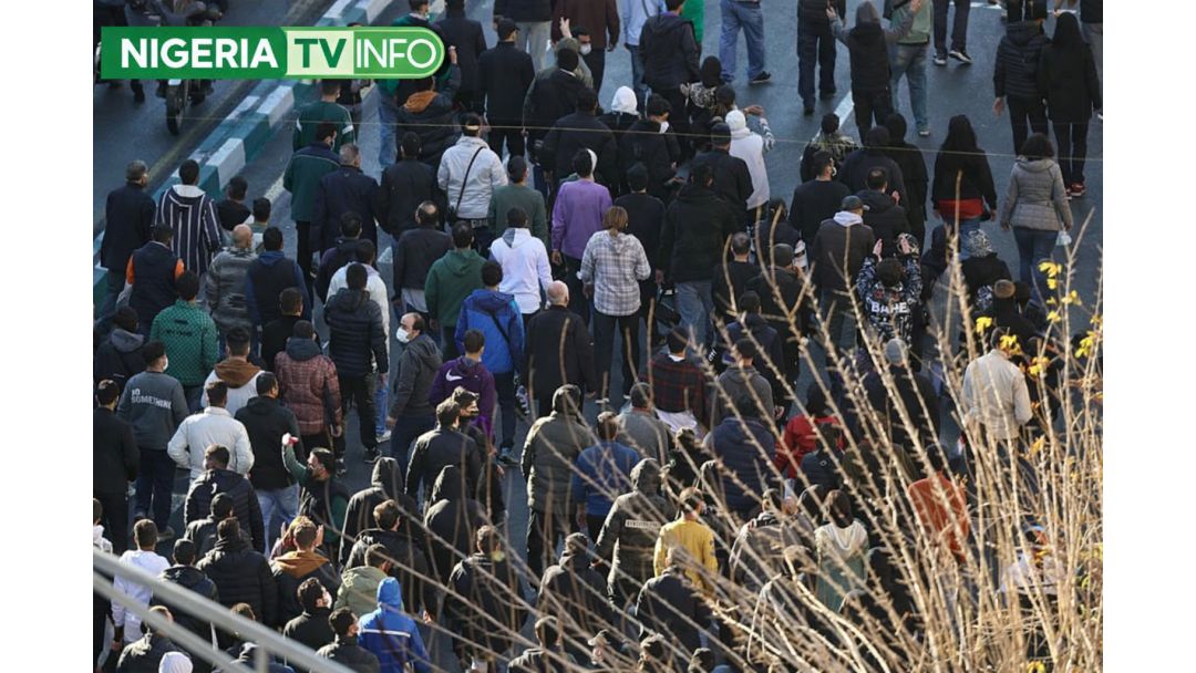 Featured image: Zanga-Zangar Iran Ta Rikide Zuwa Rikicin Jini Yayin da Artabu da Jami’an Tsaro Ke Yaduwa A Fadin Kasa