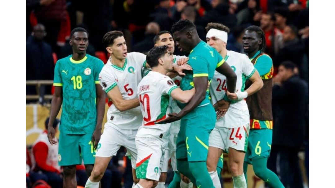 Featured image: Hukuncin CAF: An Dakatar da Hakimi da Thiaw, An Hukunta Senegal da Morocco