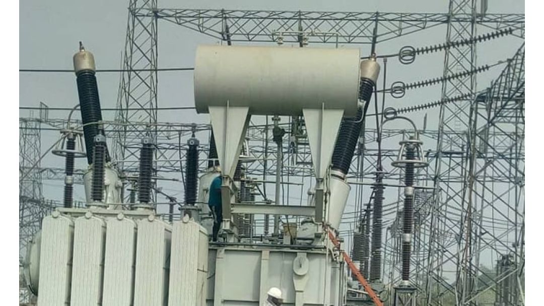 Power Crisis: Widespread Blackout Disrupts Daily Life