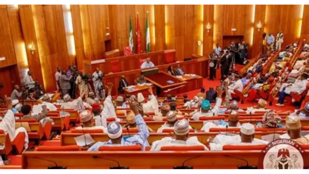 Featured image: Senate Re-Amends Rules on Electing Presiding Officers After Oshiomhole–Akpabio Clash